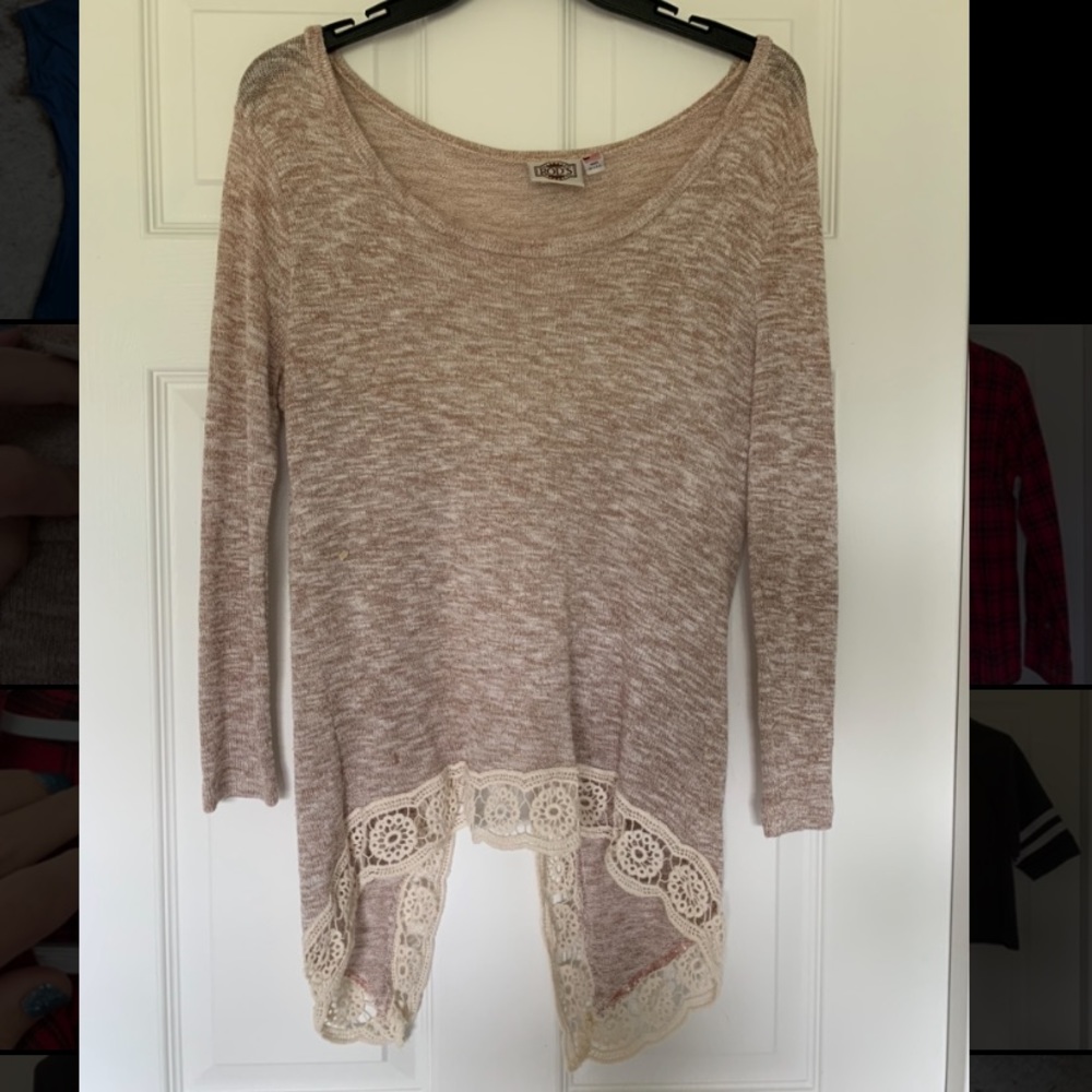 Rod’s Western Knot Sweater with lace detail